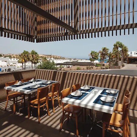 Aparthotel Sotavento Club