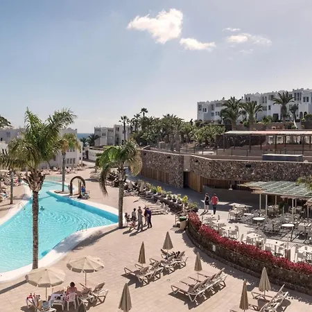 Sotavento Club Aparthotel 4*