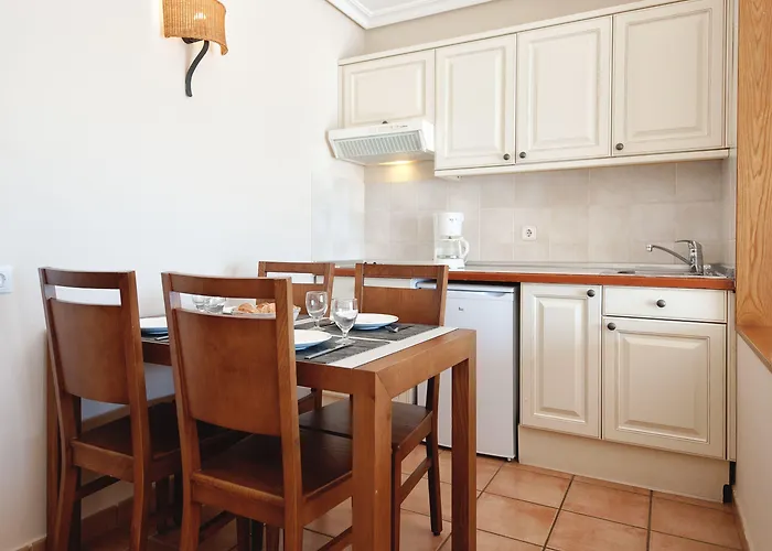 Apart-hotel Sotavento Club 4*