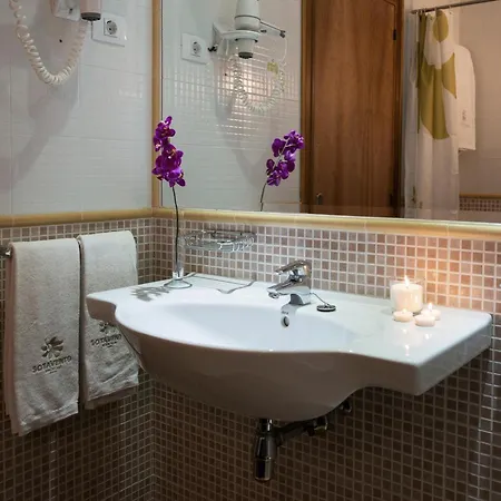 Sotavento Club Aparthotel 4*