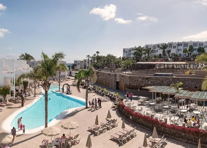 Sotavento Club Aparthotel 4*